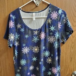 🥝 3/30 LuLaRoe Classic T